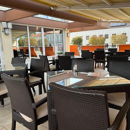Garesnica Hotel Garic מראה חיצוני תמונה