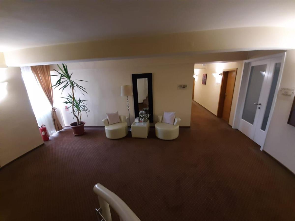 Garesnica Hotel Garic מראה חיצוני תמונה