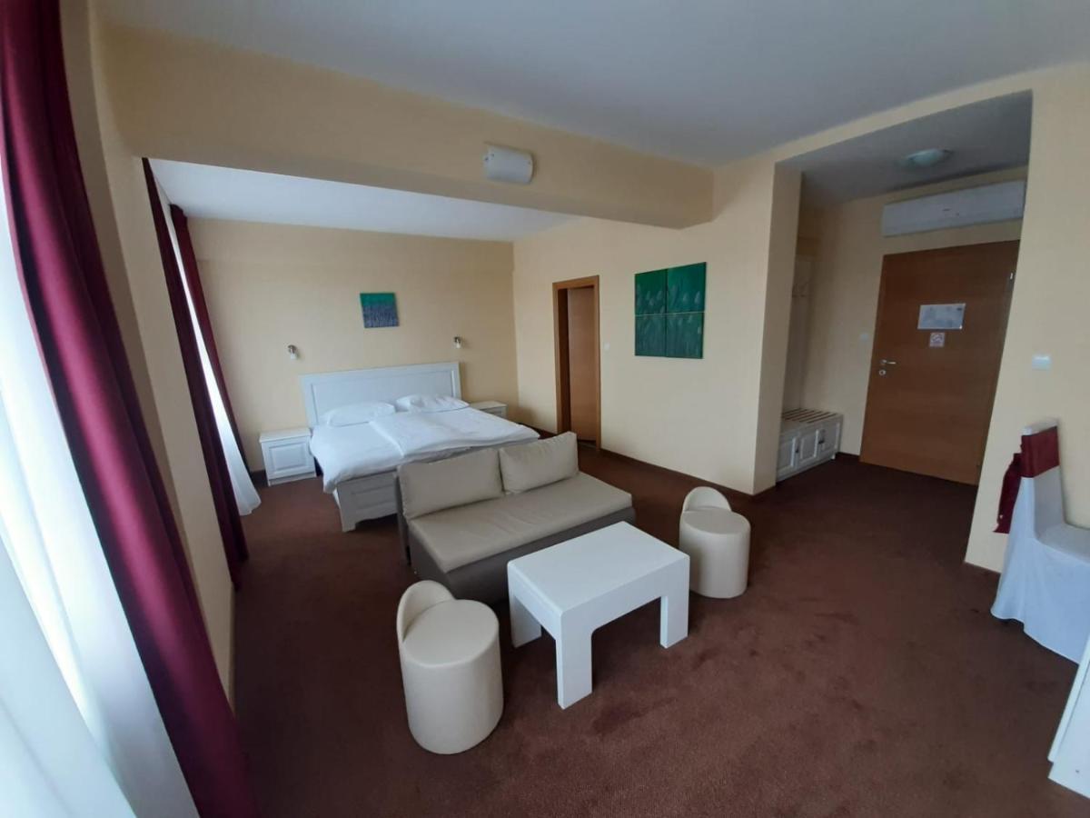 Garesnica Hotel Garic מראה חיצוני תמונה