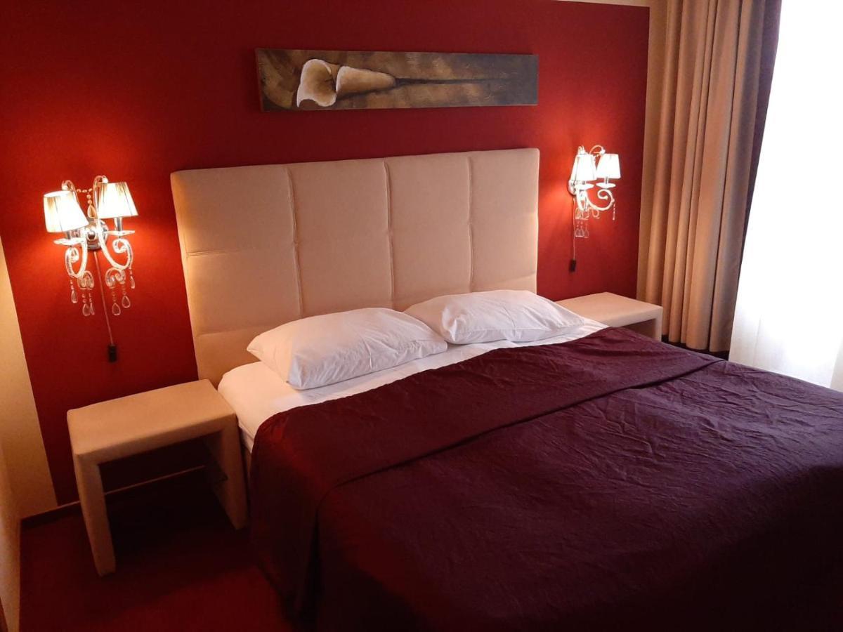 Garesnica Hotel Garic מראה חיצוני תמונה