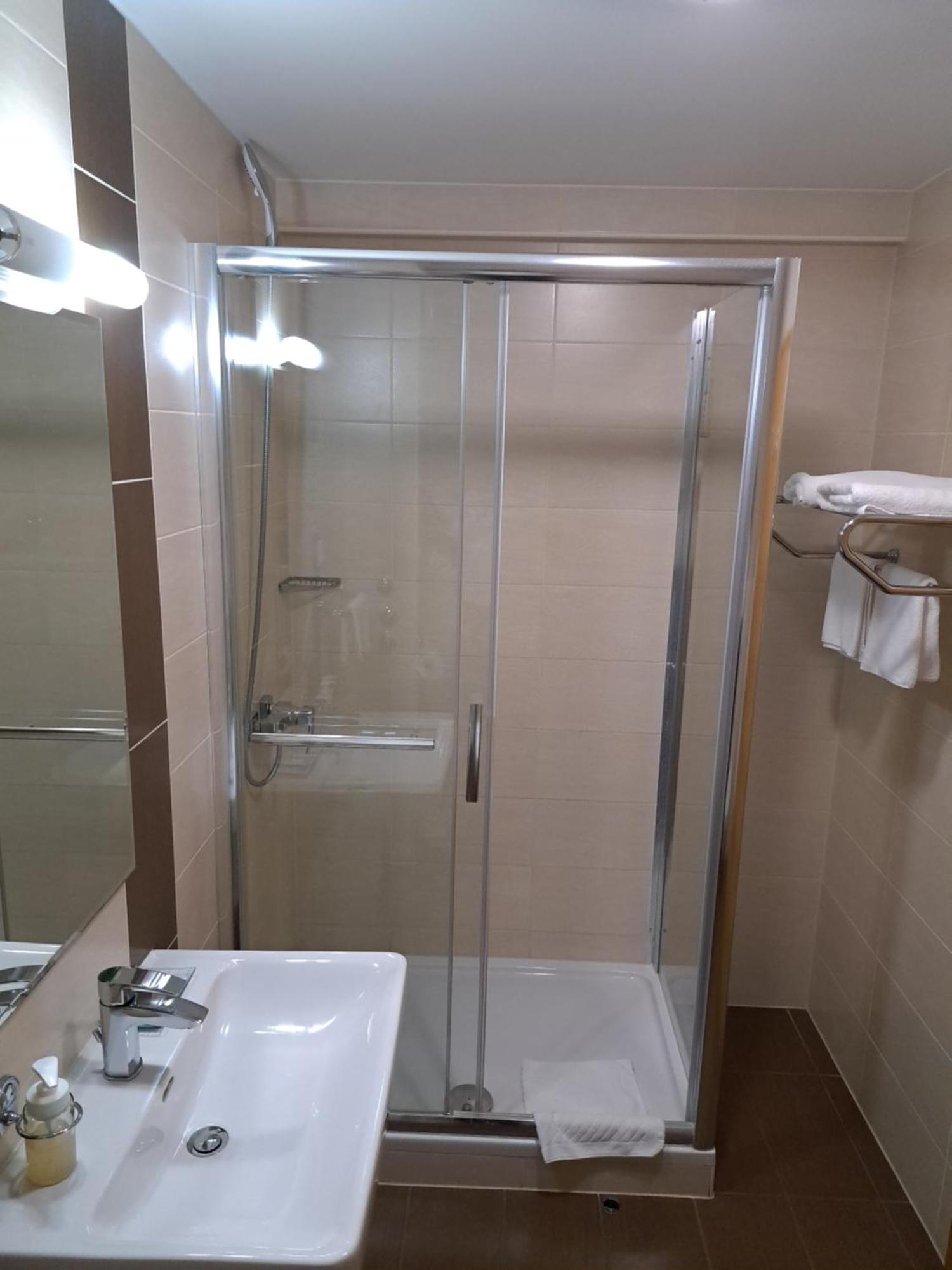 Garesnica Hotel Garic מראה חיצוני תמונה