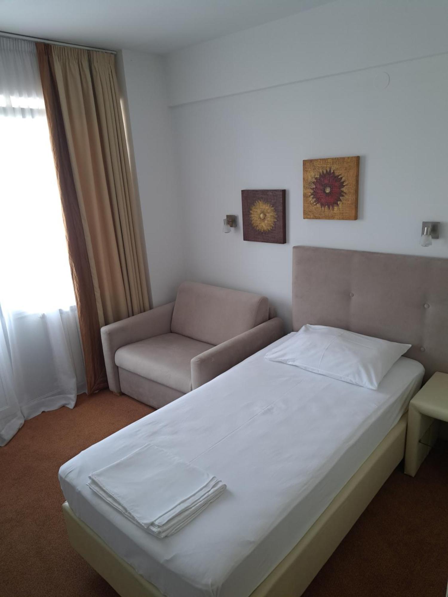 Garesnica Hotel Garic מראה חיצוני תמונה
