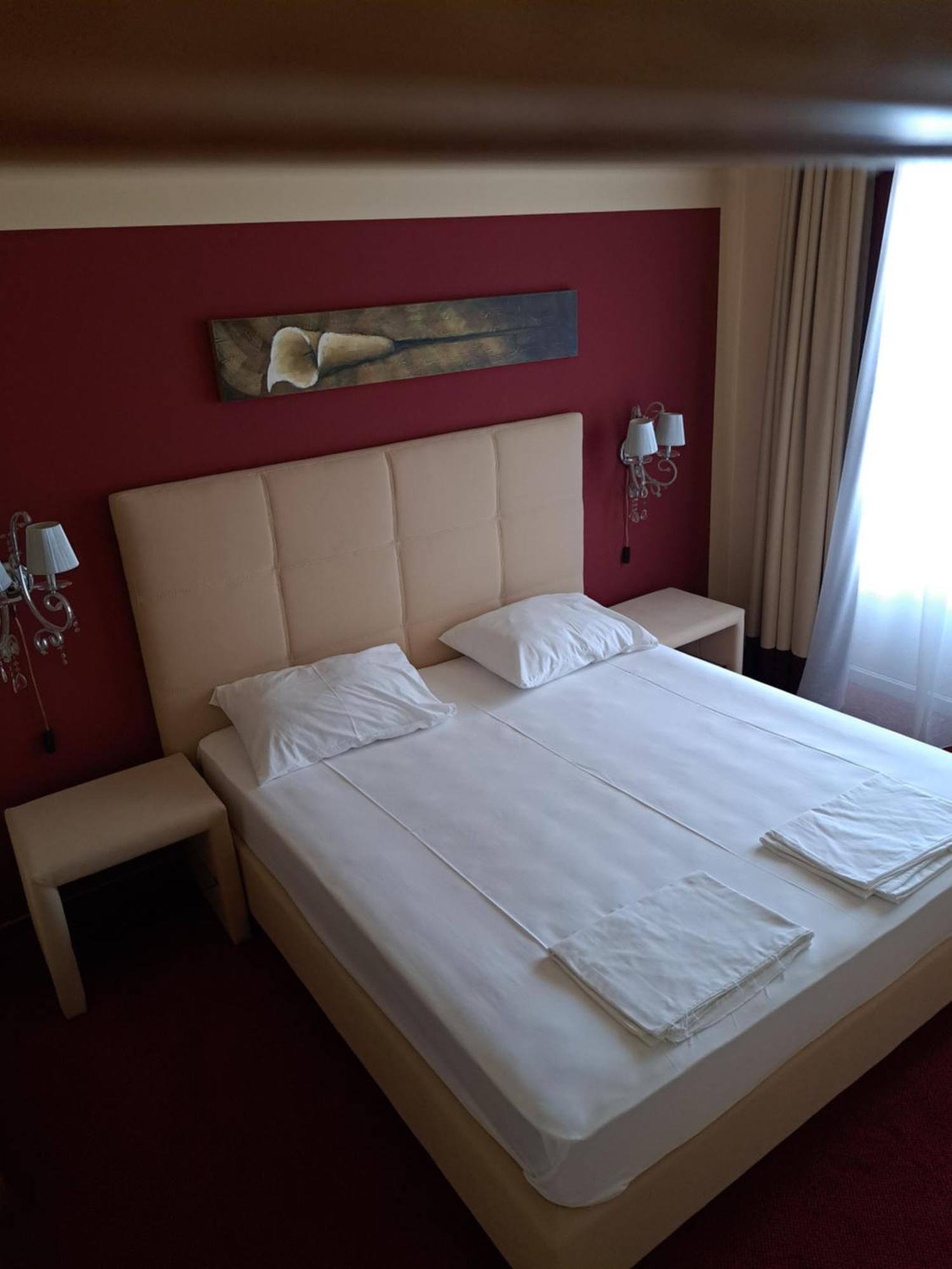 Garesnica Hotel Garic מראה חיצוני תמונה